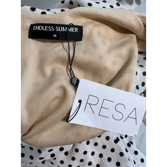 Resa - Picture 3 of 3